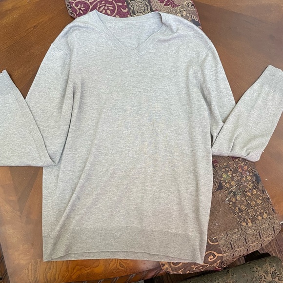 Men’s Neiman Marcus Cashmere Vneck Large - Picture 1 of 3